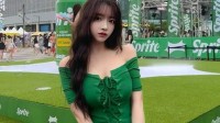 骑车也能一字马 和你不同种拒绝涩涩的囧图